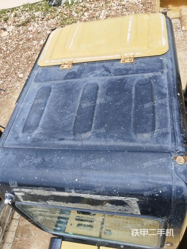 駕駛室頂部俯視(上車部件) 駕駛室頂部俯視(上車部件)