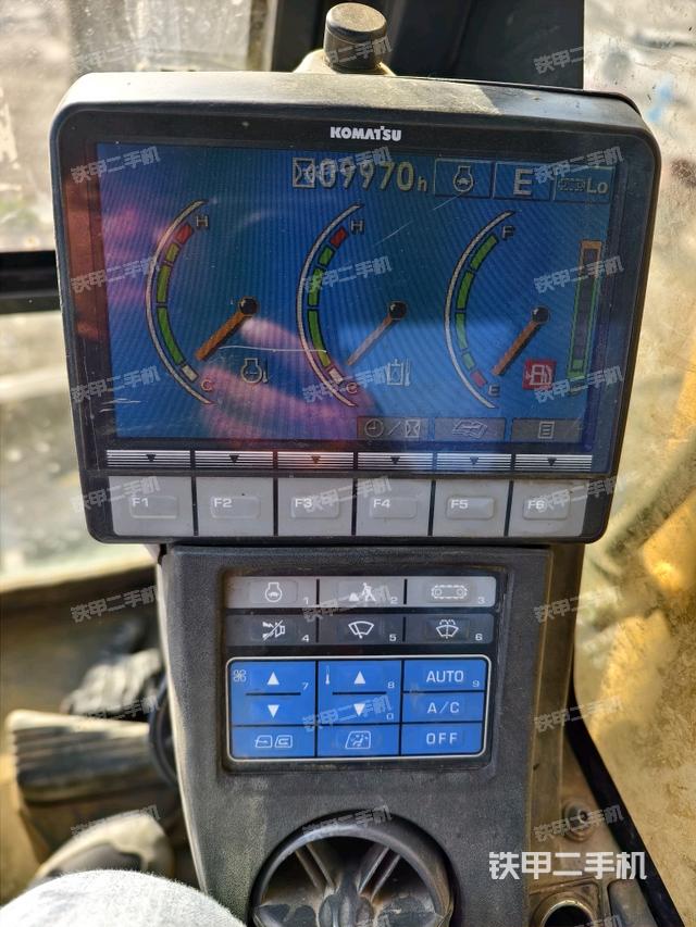 小時(shí)表（駕駛室部分）