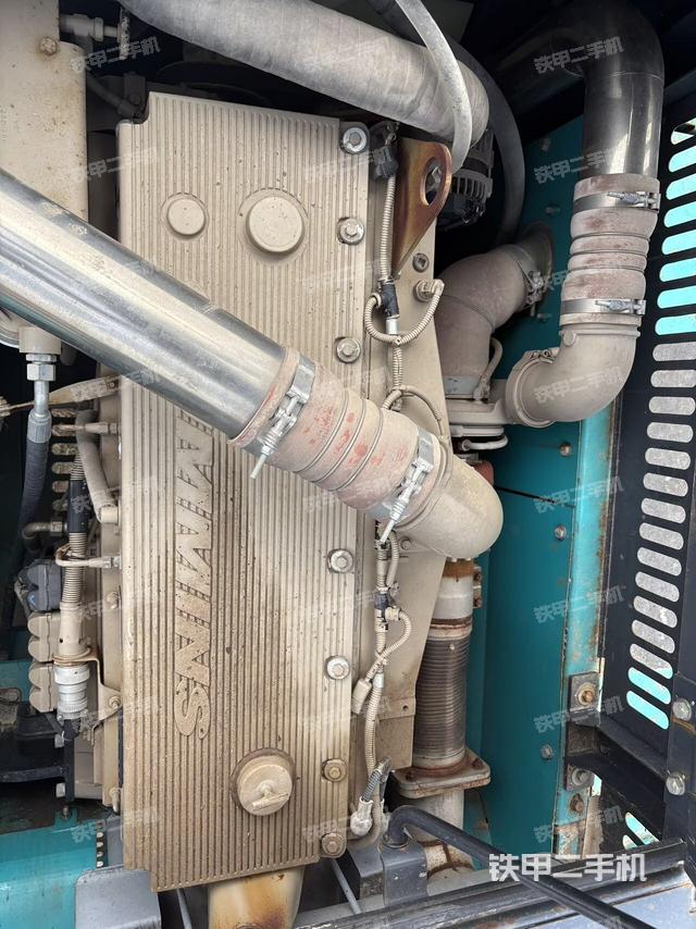 发动机整体俯视(整机外观) 发动机整体俯视(整机外观)