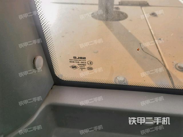 后窗玻璃角標(biāo)（駕駛室部分）