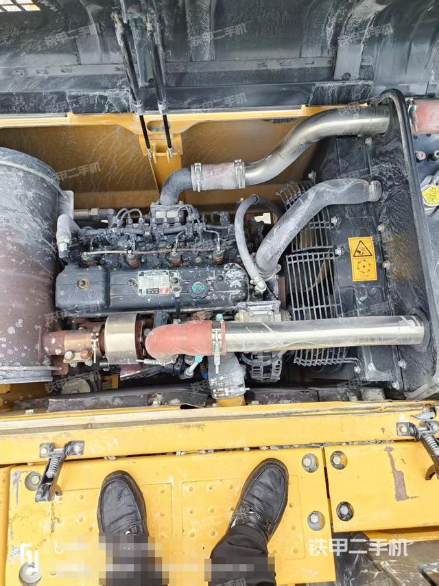 发动机整体俯视(整机外观) 发动机整体俯视(整机外观)