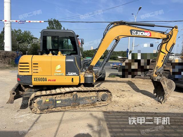 整機(jī)右后45°(整機(jī)外觀) 整機(jī)右后45°(整機(jī)外觀)