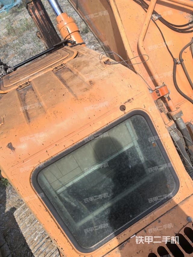 駕駛室頂部俯視(上車部件) 駕駛室頂部俯視(上車部件)
