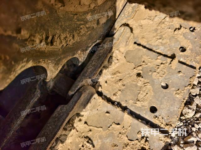 右導(dǎo)向輪（行走機(jī)構(gòu)）