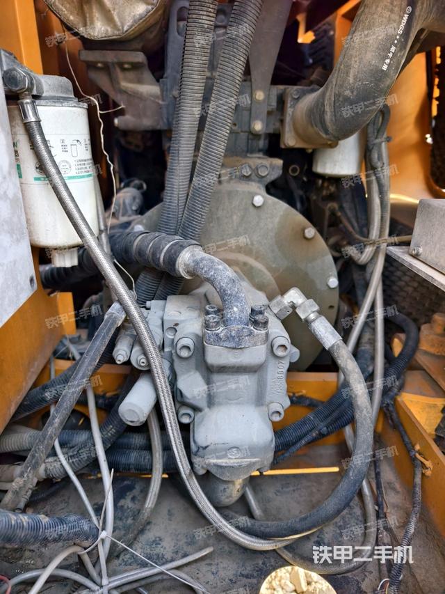 液压泵室（大件舱室）