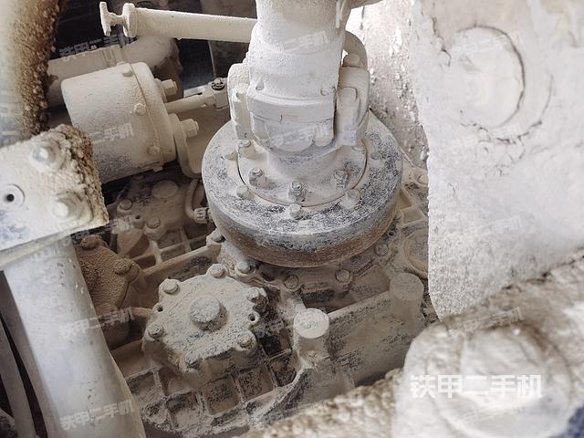 發(fā)動機右側(cè)(整機外觀及大件) 發(fā)動機右側(cè)(整機外觀及大件)