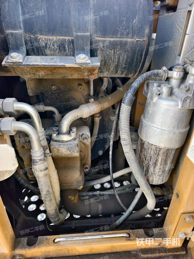 液壓泵室（大件艙室）