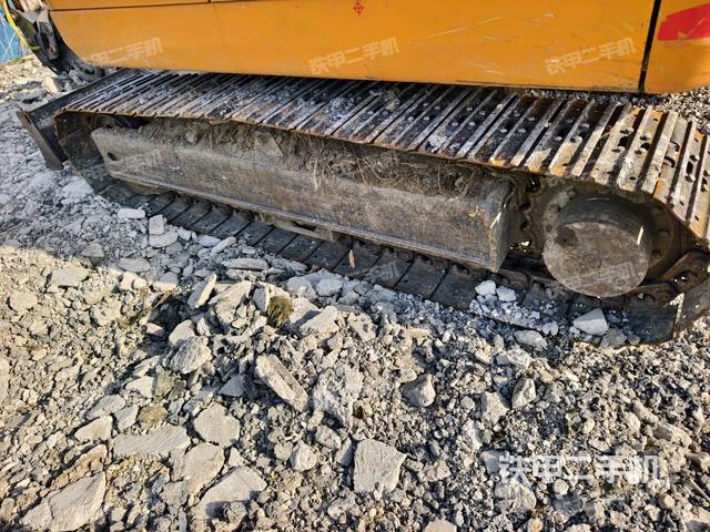 左侧履带整体 （行走机构）