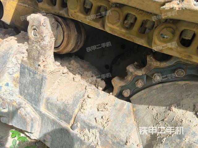 推土鏟右后（推土機底盤及工作裝置）