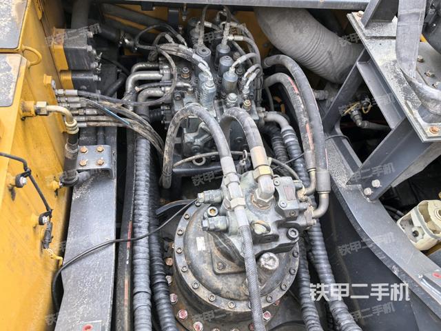 駕駛室頂部俯視(上車部件) 駕駛室頂部俯視(上車部件)