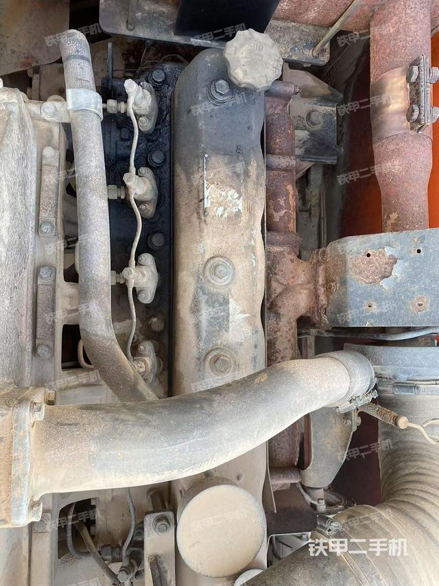 發(fā)動機整體俯視(整機外觀) 發(fā)動機整體俯視(整機外觀)