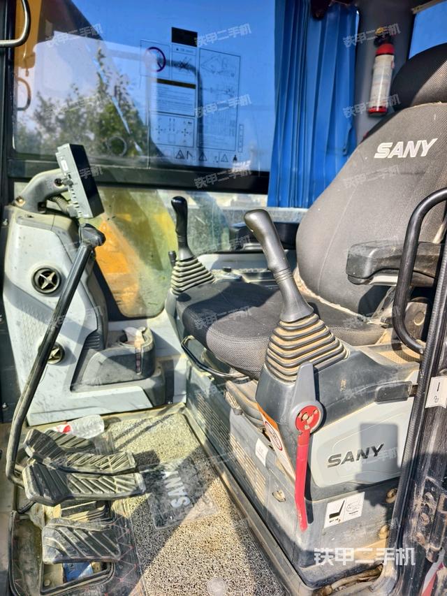 座椅后部（駕駛室部分）