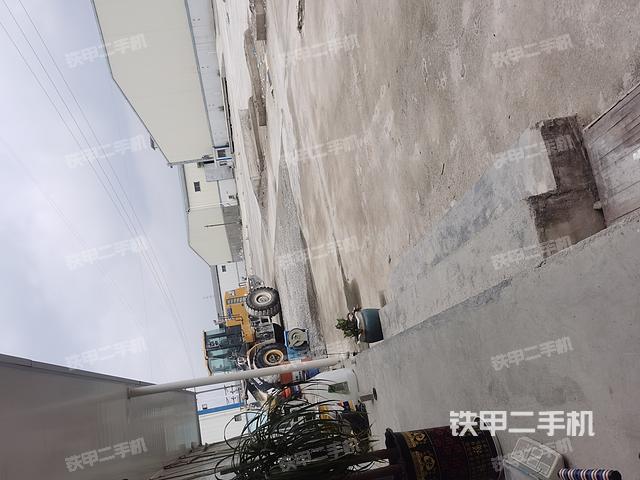 駕駛室工作臺(整機外觀及大件) 駕駛室工作臺(整機外觀及大件)