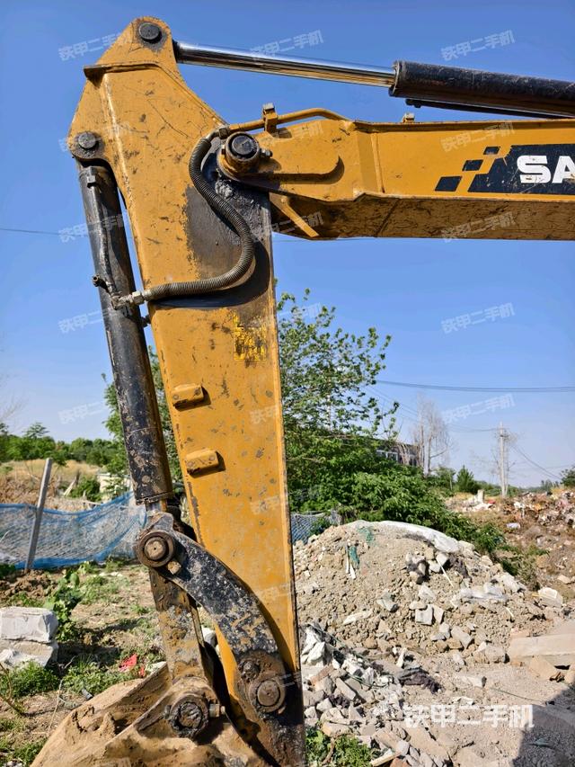 小臂整體左后（工作和回轉(zhuǎn)裝置）