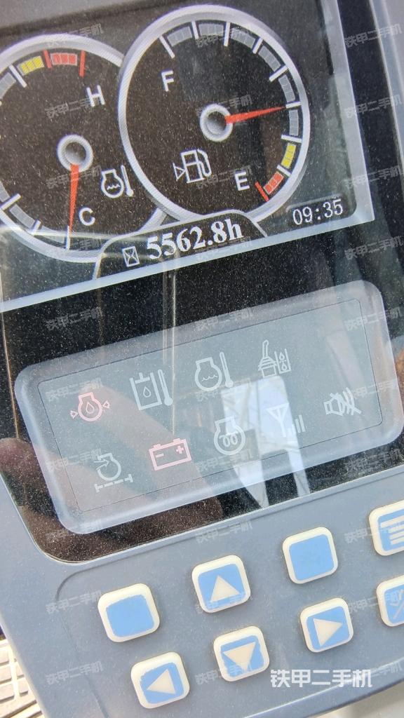 小時(shí)表（駕駛室部分）