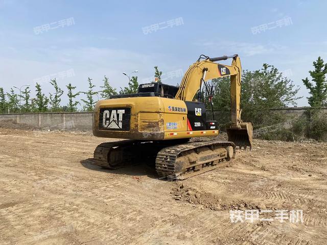 整机右后45°(整机外观) 整机右后45°(整机外观)