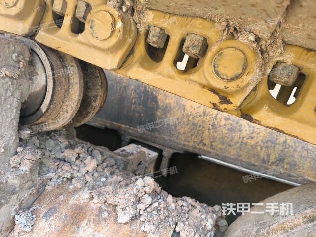 推土鏟左后（推土機底盤及工作裝置）