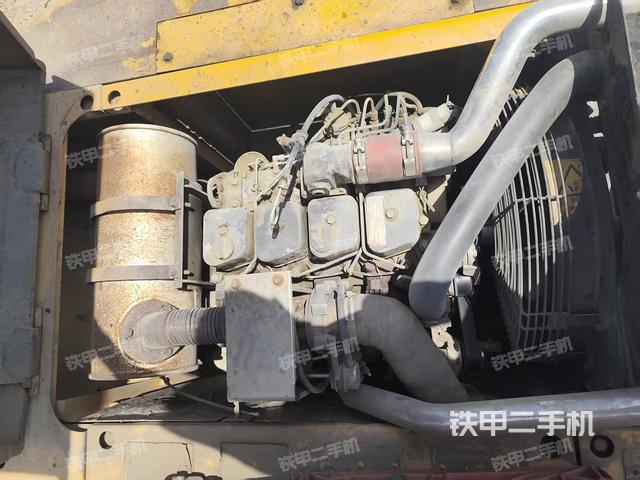 发动机整体俯视（整机外观）