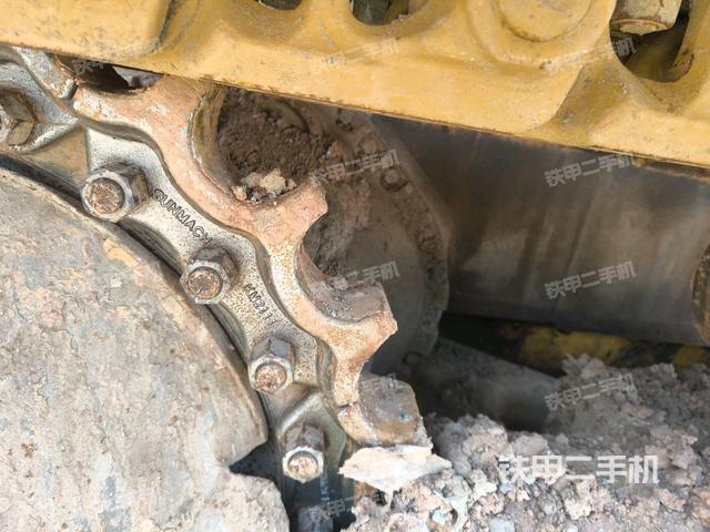 左驅(qū)動輪（推土機底盤及工作裝置）