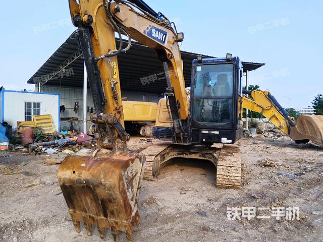 三一重工SY60C挖掘機