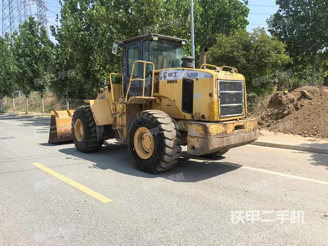 驾驶室操作台(整机外观及大件) 驾驶室操作台(整机外观及大件)