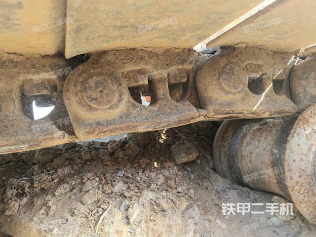 右側(cè)履帶整體(行走機構(gòu)) 右側(cè)履帶整體(行走機構(gòu))