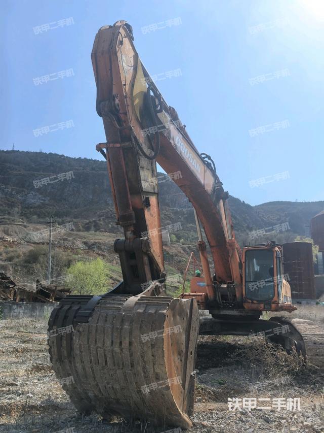 斗山DH500LC-7挖掘機(jī)