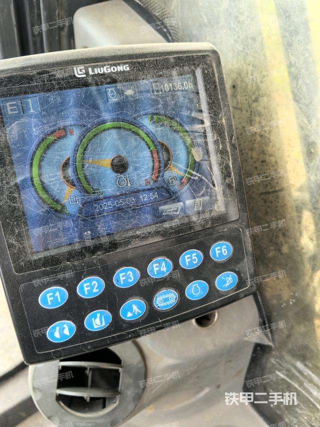 显示屏 （驾驶室部分）