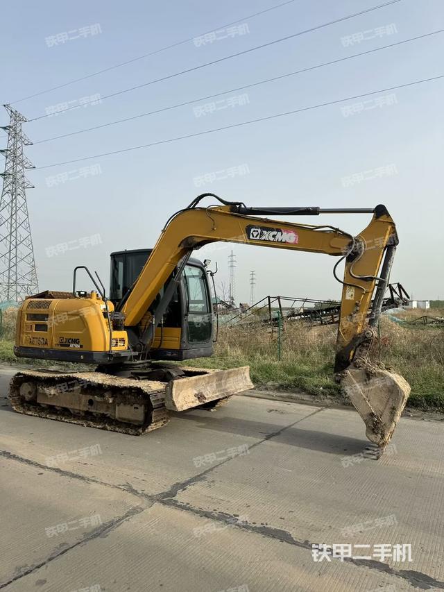 右前45(整機(jī)外觀) 右前45(整機(jī)外觀)