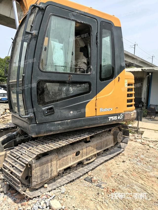 驾驶室整体（整机外观）