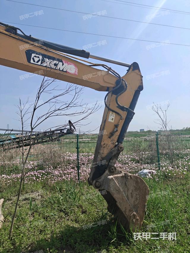 小臂整體右前(工作和回轉(zhuǎn)裝置) 小臂整體右前(工作和回轉(zhuǎn)裝置)