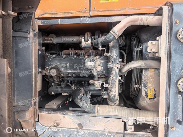 发动机整体俯视（整机外观）