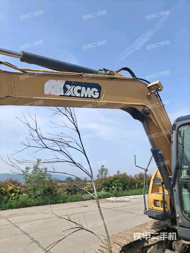 大臂整體?右側(cè)(工作和回轉(zhuǎn)裝置) 大臂整體?右側(cè)(工作和回轉(zhuǎn)裝置)