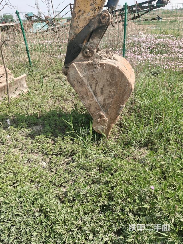 鏟斗45度(工作和回轉(zhuǎn)裝置) 鏟斗45度(工作和回轉(zhuǎn)裝置)