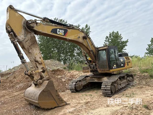 卡特彼勒340D2L挖掘機(jī)