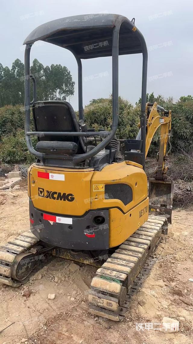 整机右后45°(整机外观) 整机右后45°(整机外观)