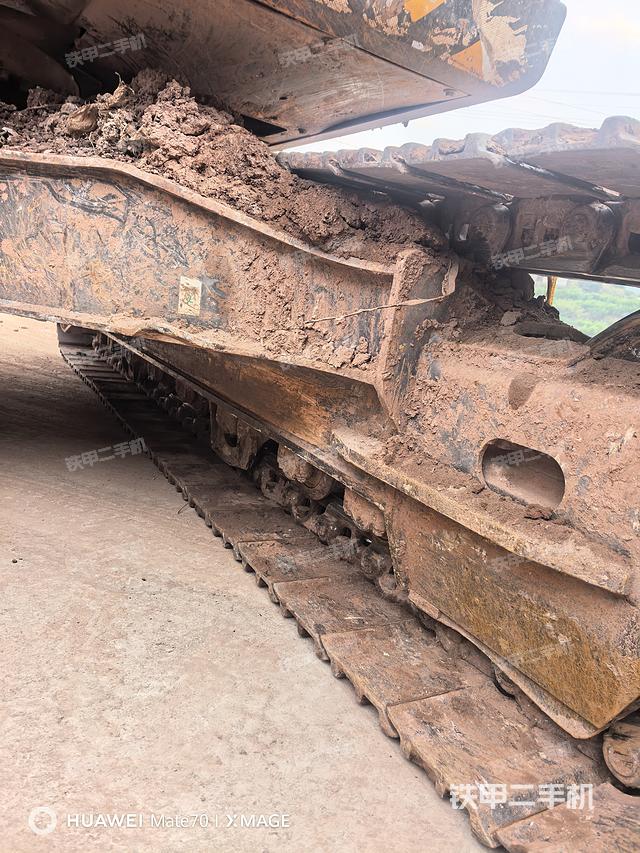 单侧履带整体（整机外观）