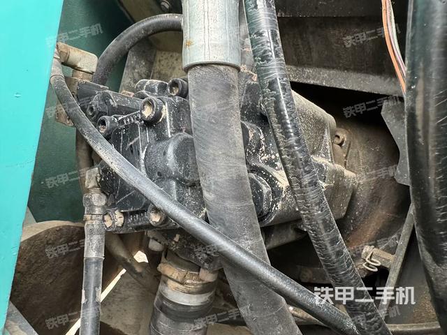 液壓泵室(大件艙室) 液壓泵室(大件艙室)