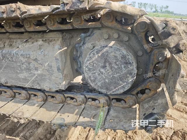 左側(cè)行走馬達蓋板(行走機構(gòu)) 左側(cè)行走馬達蓋板(行走機構(gòu))