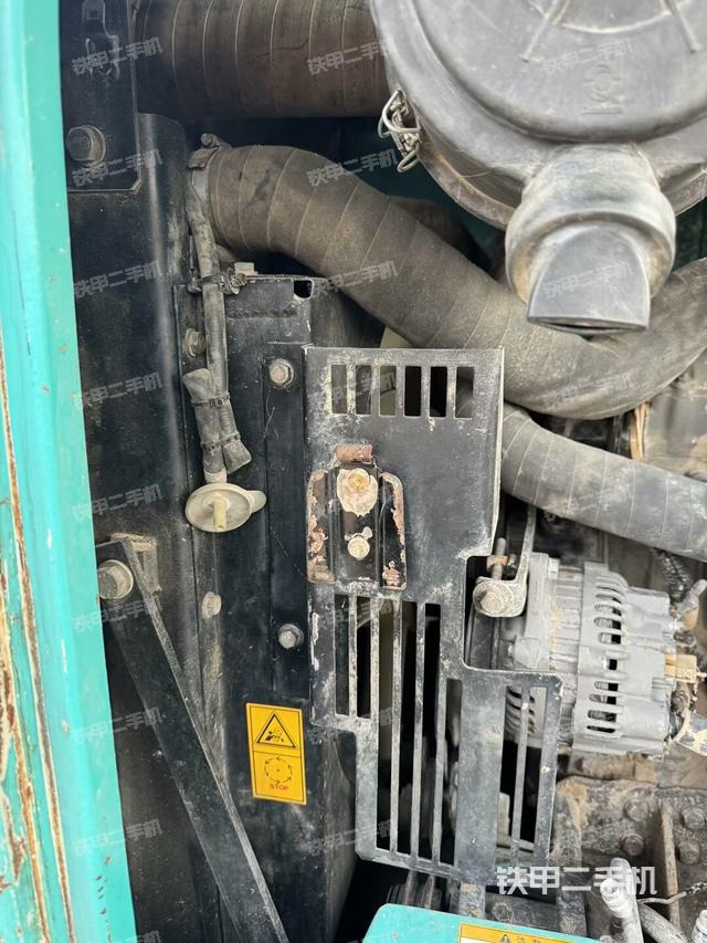 水箱+風(fēng)扇特寫(上車部件) 水箱+風(fēng)扇特寫(上車部件)