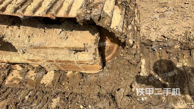 左導(dǎo)向輪（行走機構(gòu)）