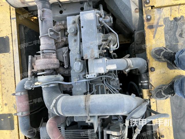 發(fā)動(dòng)機(jī)整體俯視（整機(jī)外觀）