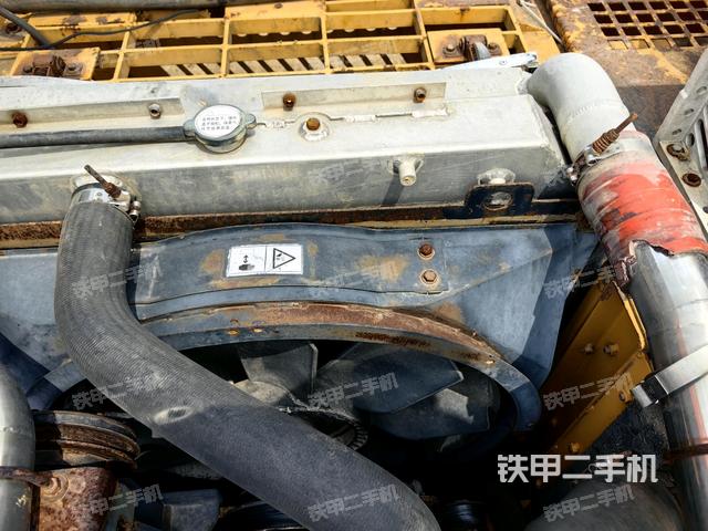 水箱+風(fēng)扇特寫(上車部件) 水箱+風(fēng)扇特寫(上車部件)