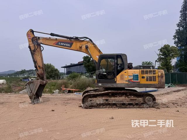 雷沃重工FR200E挖掘機(jī)