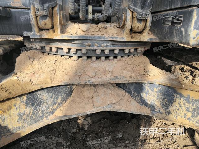 大臂根部?斜視（工作和回轉(zhuǎn)裝置）