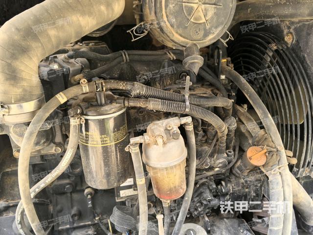 发动机整体俯视（整机外观）