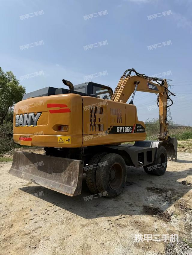 整机右后45°（整机外观）