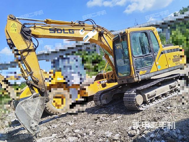 山東臨工LG6135E挖掘機(jī)
