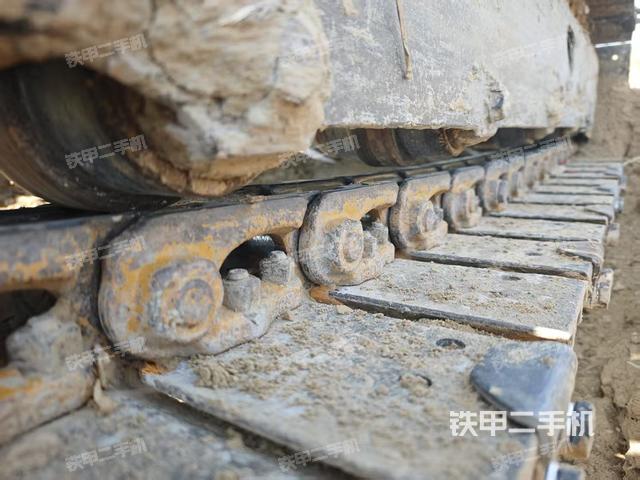 左側(cè)履帶整體?(行走機構(gòu)) 左側(cè)履帶整體?(行走機構(gòu))