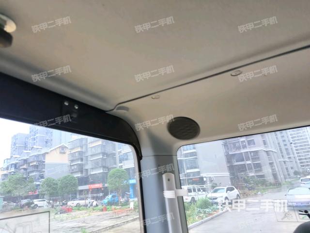 顯示屏?(駕駛室部分) 顯示屏?(駕駛室部分)